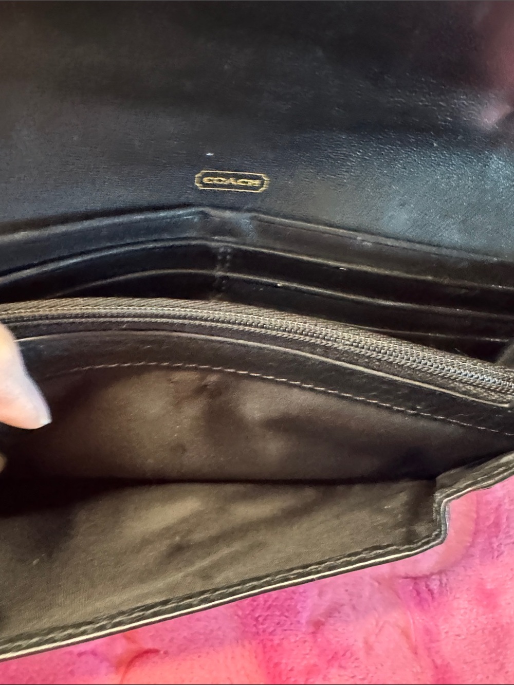 Coach Soft Black Leather Slim Flap Wallet — Multiple Pockets, Zip Interior - Picture 11 of 12